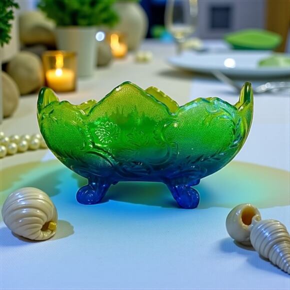 Jeannette Glass Green Blue Tri Footed Art Bowl-Vintage Centerpiece-Scalloped - Picture 1 of 8